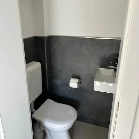 Apartament Rheinschatz 3 *